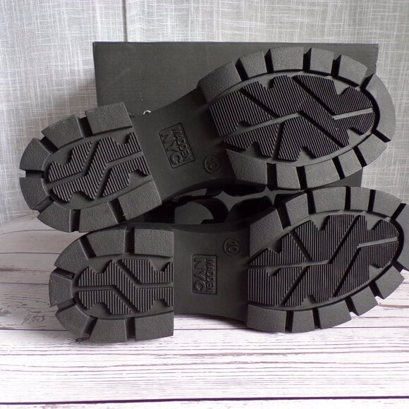 Madden NYC Women's Black Fisherman Block Heel Sandals, Size 10 - Picture 6 of 7